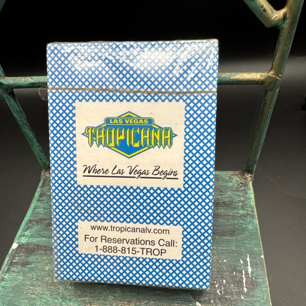 VINTAGE TROPICANA "WHERE LAS VEGAS BEGINS" CASINO BLUE PLAYING CARDS NEW